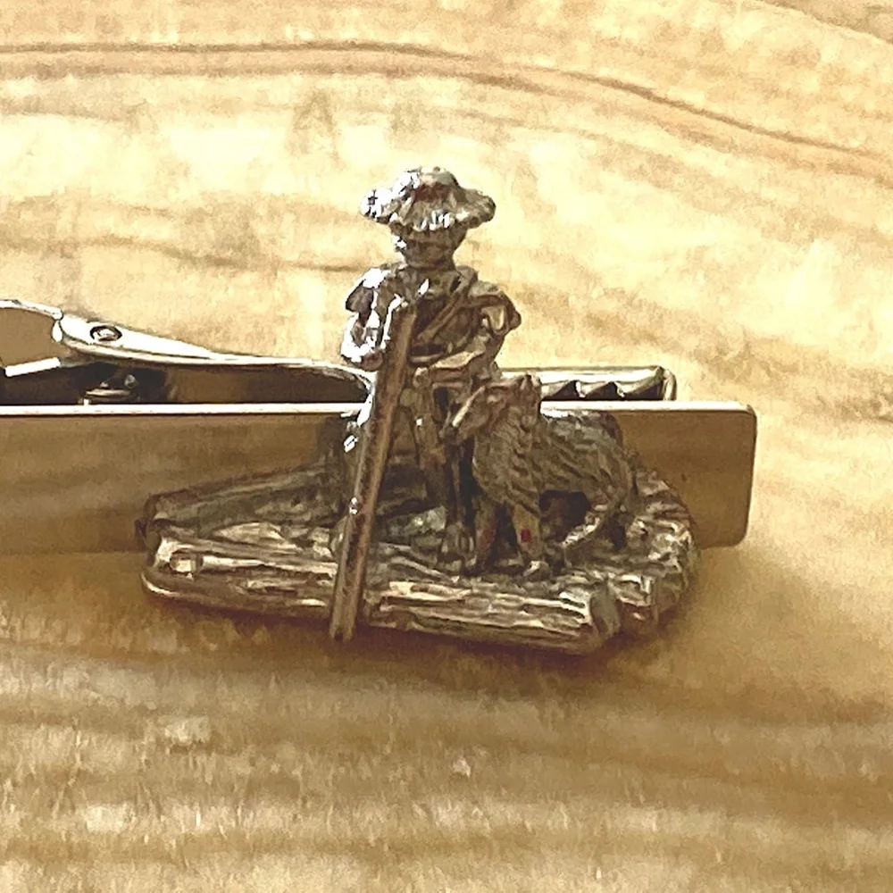 Vintage 1959 Cufflinks & Tie Bar Tom Sawyer No 5931 signed  Sarah Coventry